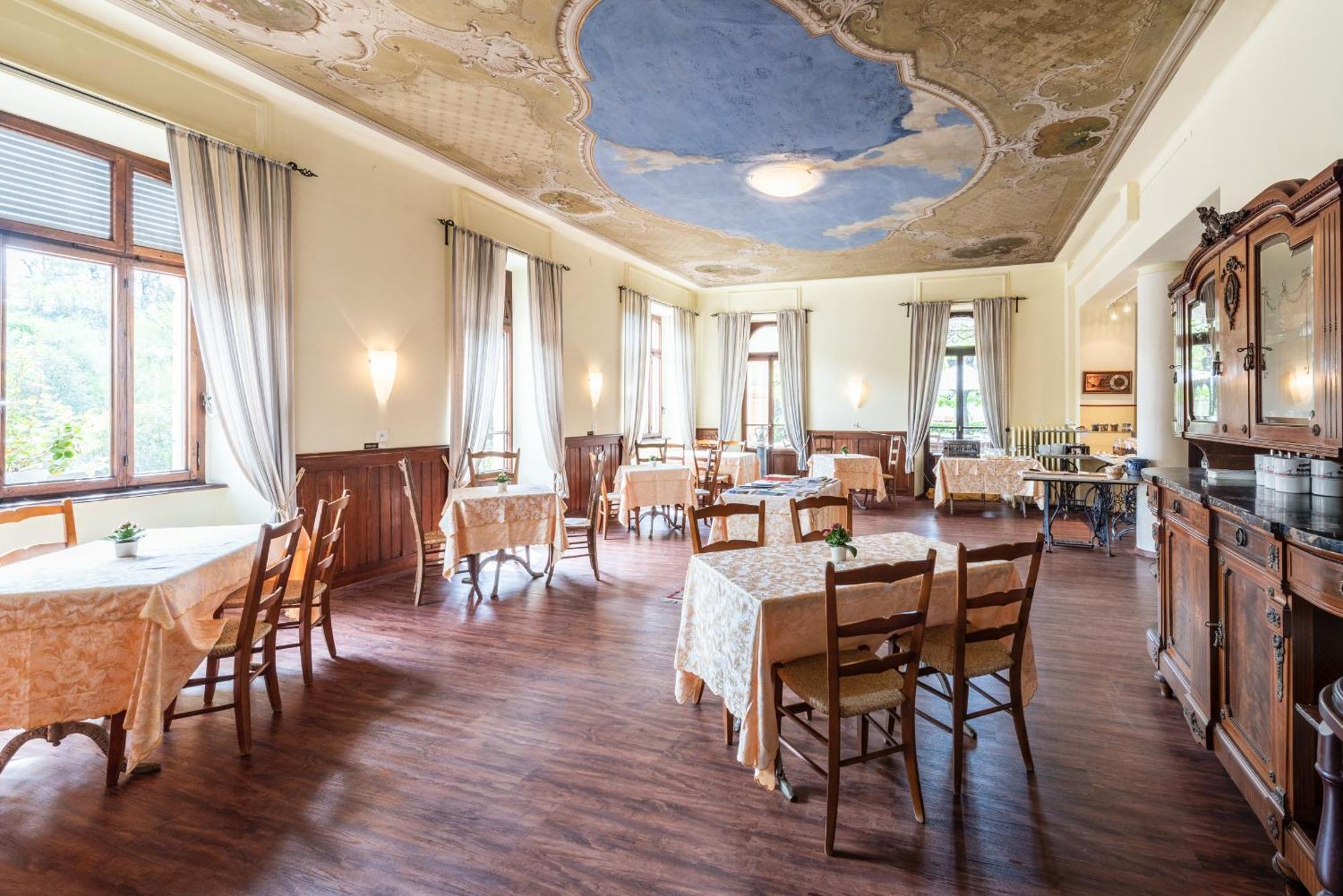 Albergo Hotel Tesserete Екстер'єр фото