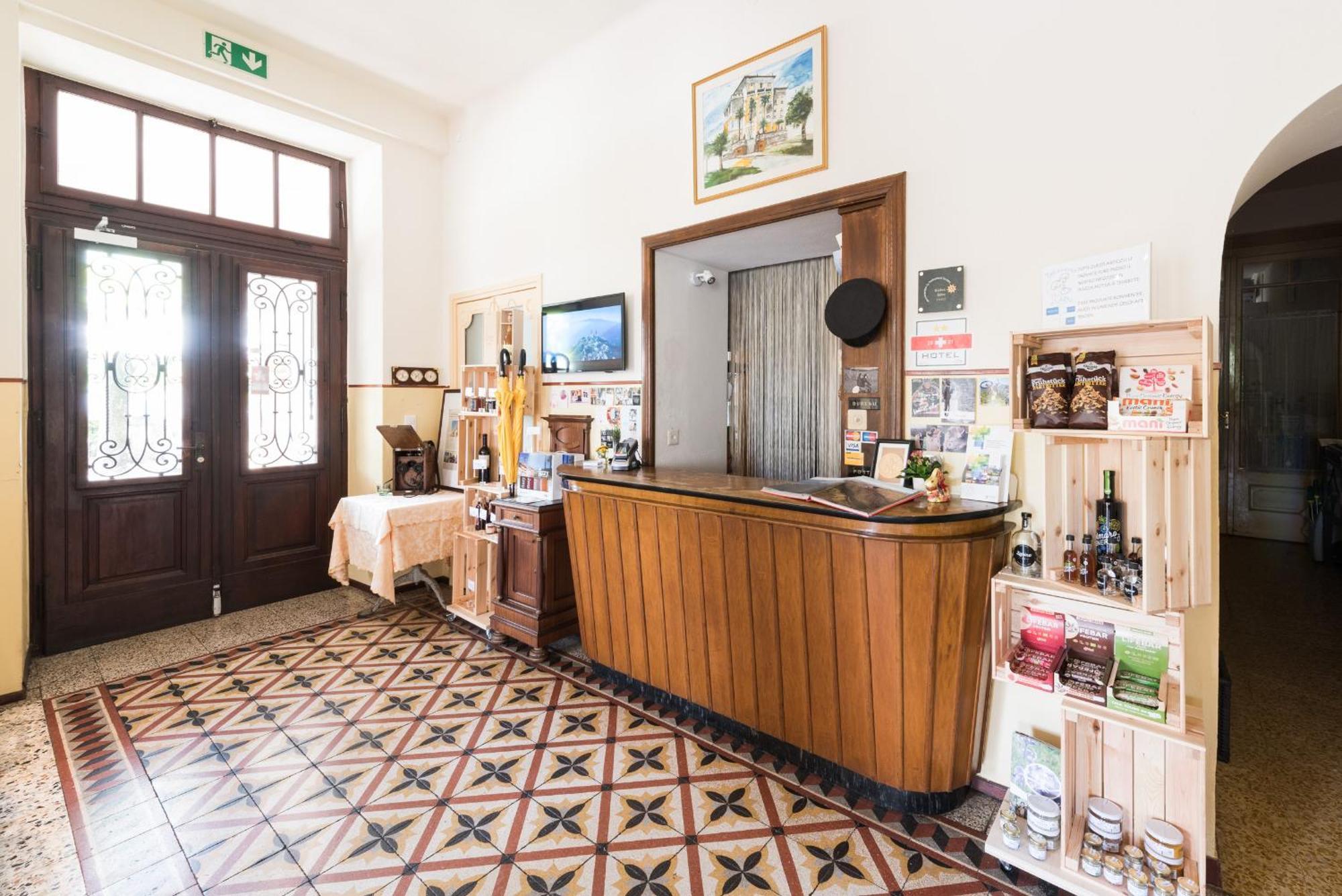 Albergo Hotel Tesserete Екстер'єр фото